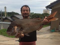 80cmの真鯛